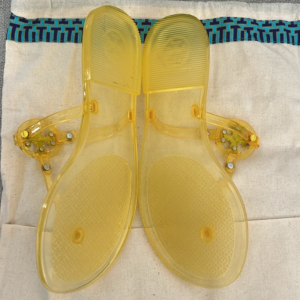 TORY BURCH Mini Miller Jelly Flip Flops Yellow size 7 - Picture 5 of 7